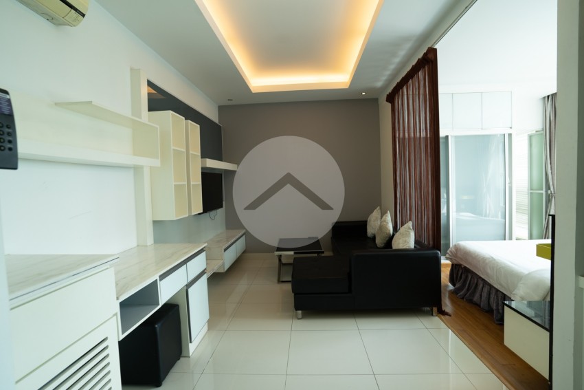 47 Sqm Studio For Rent- Silvertown, BKK1, Phnom Penh