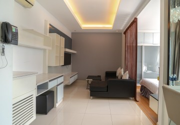 47 Sqm Studio For Rent- Silvertown, BKK1, Phnom Penh thumbnail