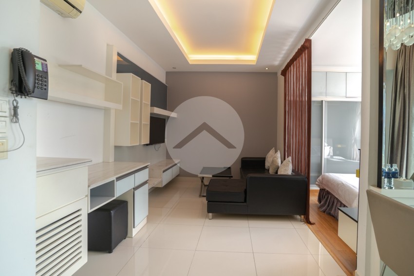 47 Sqm Studio For Rent- Silvertown, BKK1, Phnom Penh