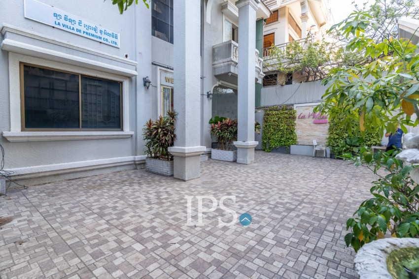 290 Sqm Commercial Villa For Rent - BKK1, Phnom Penh