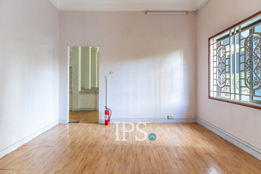 290 Sqm Commercial Villa For Rent - BKK1, Phnom Penh