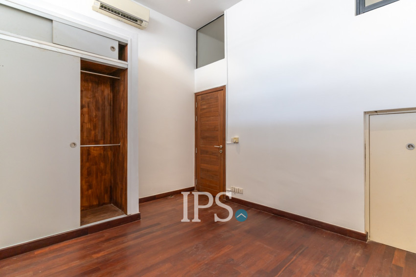 Renovated 2 Bedroom Duplex  For Rent - Daun Penh, Phnom Penh