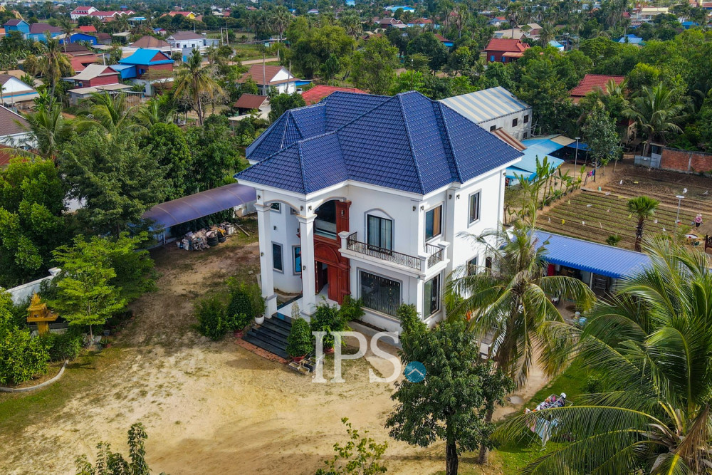 4 Bedroom Villa For Sale - Chreav, Siem Reap