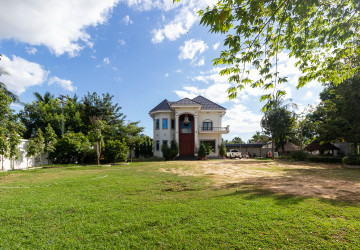 4 Bedroom Villa For Sale - Chreav, Siem Reap thumbnail