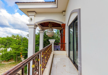 4 Bedroom Villa For Sale - Chreav, Siem Reap thumbnail