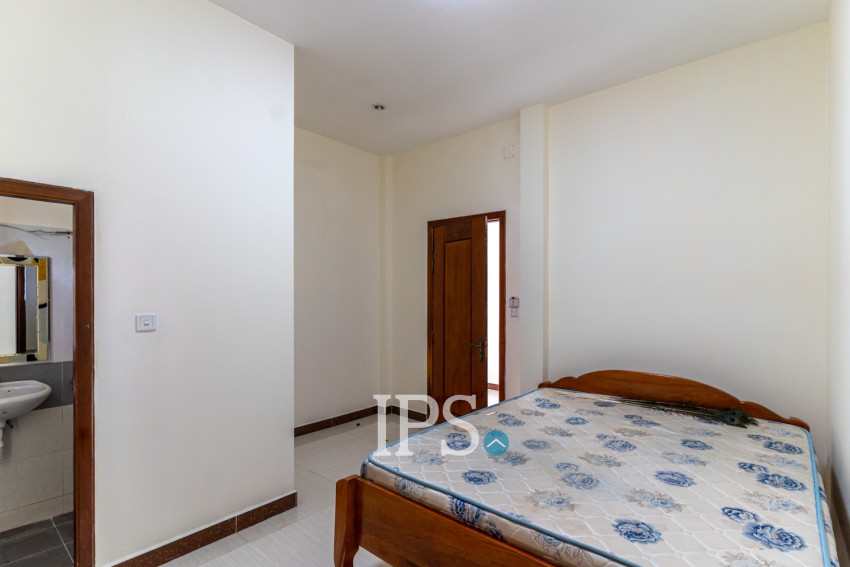 5 Room Commercial Villa For Rent - Boeung Kak 2, Phnom Penh