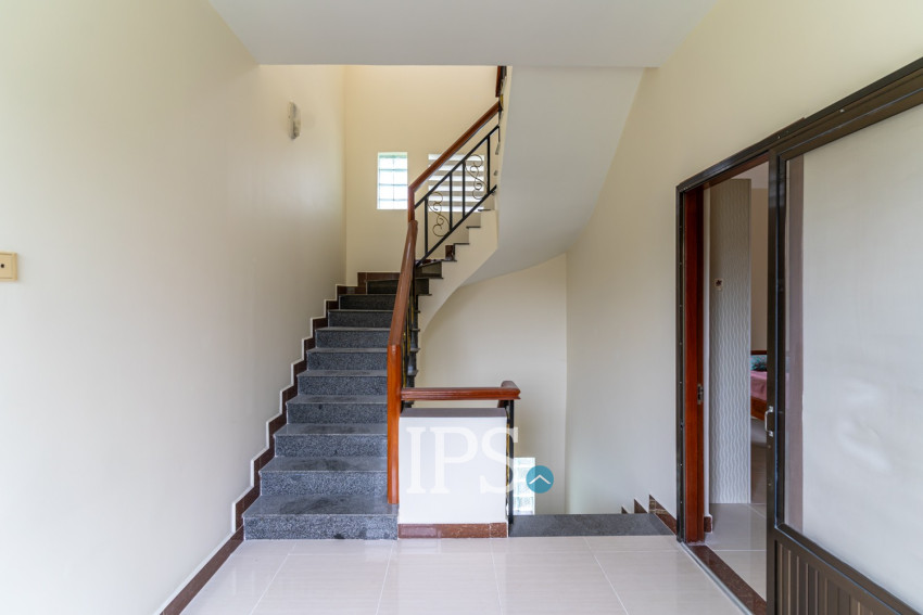 5 Room Commercial Villa For Rent - Boeung Kak 2, Phnom Penh