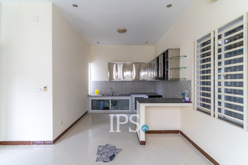 5 Room Commercial Villa For Rent - Boeung Kak 2, Phnom Penh