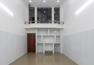 4 Bedroom Shophouse For Rent - Sala Kamreuk, Siem Reap thumbnail