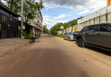 4 Bedroom Shophouse For Rent - Sala Kamreuk, Siem Reap thumbnail