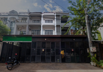 4 Bedroom Shophouse For Rent - Sala Kamreuk, Siem Reap thumbnail