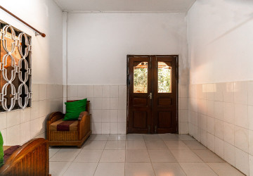 3 Bedroom House For Rent - Sala Kamreuk, Siem Reap thumbnail