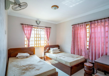 15 Bedroom Hotel For Rent - Svay Dangkum, Siem Reap thumbnail