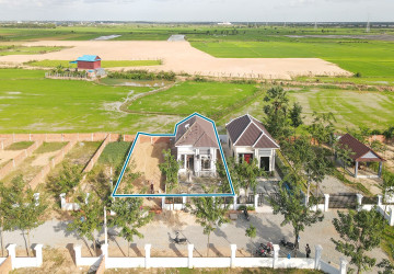 2 Bedroom House For Sale - Sangkat Siem Reap, Siem Reap thumbnail