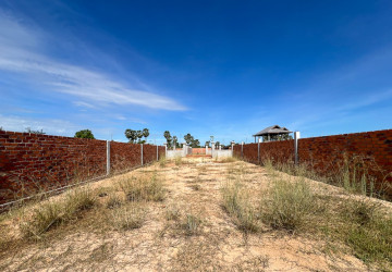 261 Sqm Land For Sale - Sangkat Siem Reap, Siem Reap thumbnail