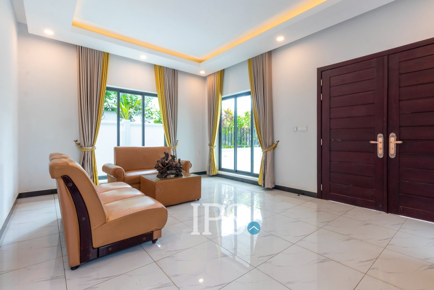 3 Bedroom Villa For Rent - Borey Tourism, Kandaek, Prasat Bakong, Siem Reap