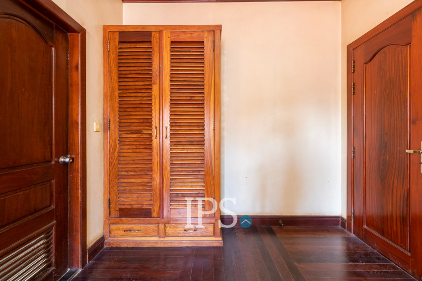 9 Bedroom Guesthouse For Rent - Slor Kram, Siem Reap