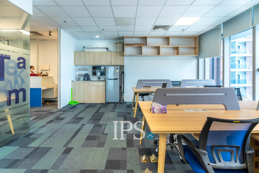 82 Sqm Office Space For Rent - Diamond Twin Tower, Tonle Bassac, Phnom Penh