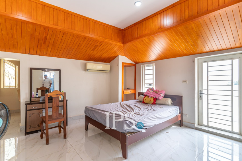 4 Bedroom Villa For Rent - Borey Hi Tech Luxury, Chbar Ampov, Phnom Penh