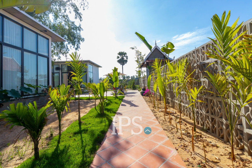 3 Bedroom Villa For Sale - Sangkat Siem Reap, Siem Reap