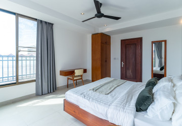 3 Bedroom Serviced Apartment For Rent - Teuk Thla, Phnom Penh thumbnail