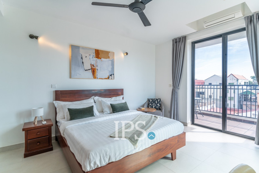 3 Bedroom Serviced Apartment For Rent - Teuk Thla, Phnom Penh