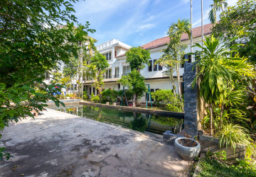 28 Bedroom Hotel For Rent - Svay Dangkum, Siem Reap thumbnail