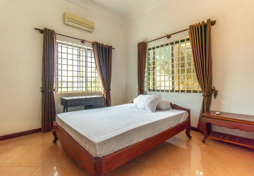 5 Bedroom House For Rent - Kouk Chak, Siem Reap thumbnail