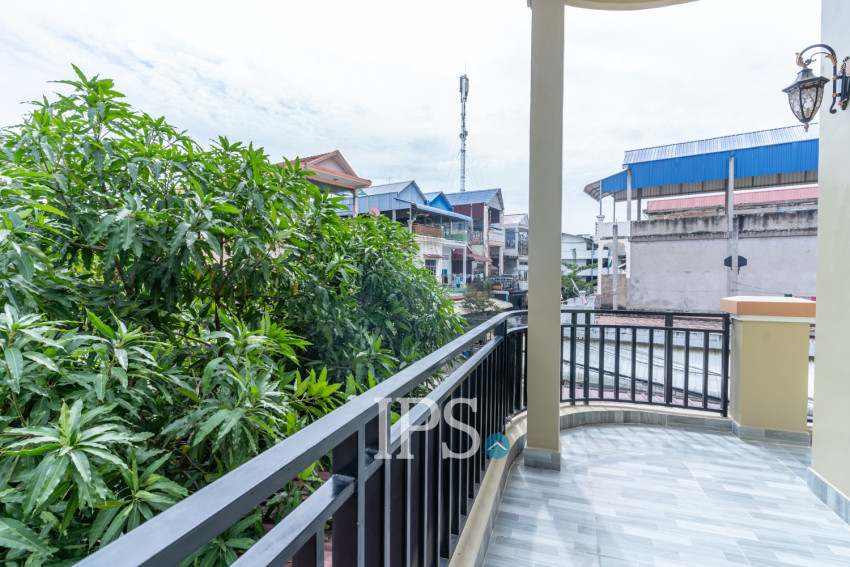 1 Bedroom Apartment For Rent - Tuek Thla, Phnom Penh