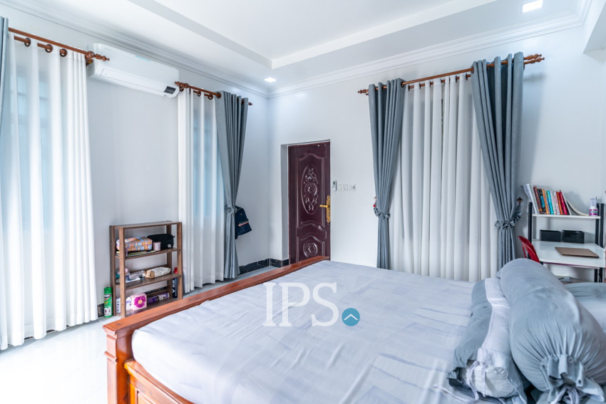 1 Bedroom Apartment For Rent - Tuek Thla, Phnom Penh