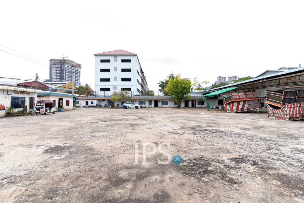 9,500 Sqm Commercial Warehouse For Rent - Toul Sangke 1, Phnom Penh - Image 12 9,500 Sqm Commercial Warehouse For Rent - Toul Sangke 1, Phnom Penh - Image 12