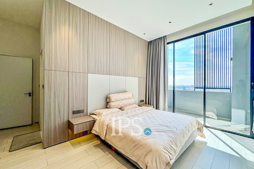 3 Bedroom Penthouse Condo For Rent - Chak Angrae Leu, Phnom Penh