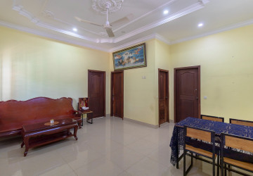 2 Bedroom House For Rent - Slor Kram, Siem Reap thumbnail