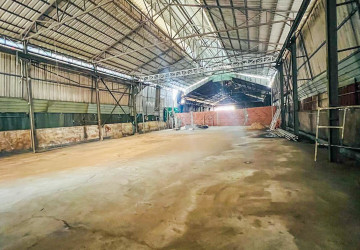 375 Sqm Warehouse For Rent - Toul Tum Poung 1, Phnom Penh thumbnail