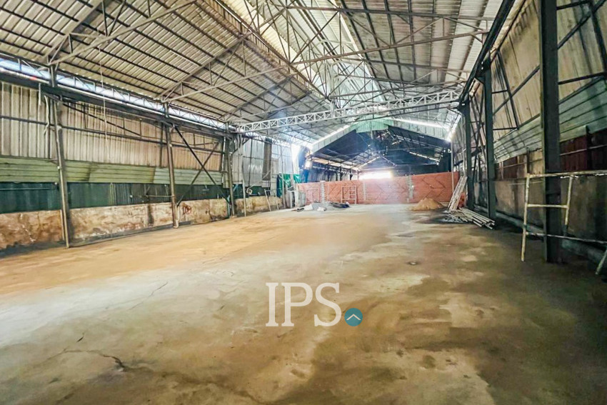 375 Sqm Warehouse For Rent - Toul Tum Poung 1, Phnom Penh