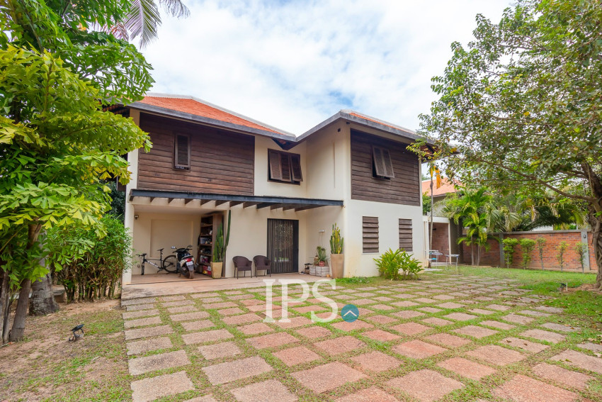 3 Bedroom Villa For Rent - Svay Dangkum, Siem Reap