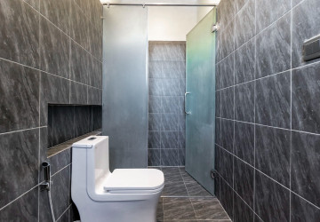 5 Bedroom Villa For Rent - Svay Dangkum, Siem Reap thumbnail