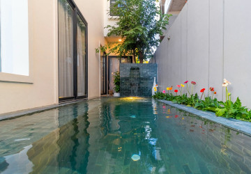 5 Bedroom Villa For Rent - Svay Dangkum, Siem Reap thumbnail