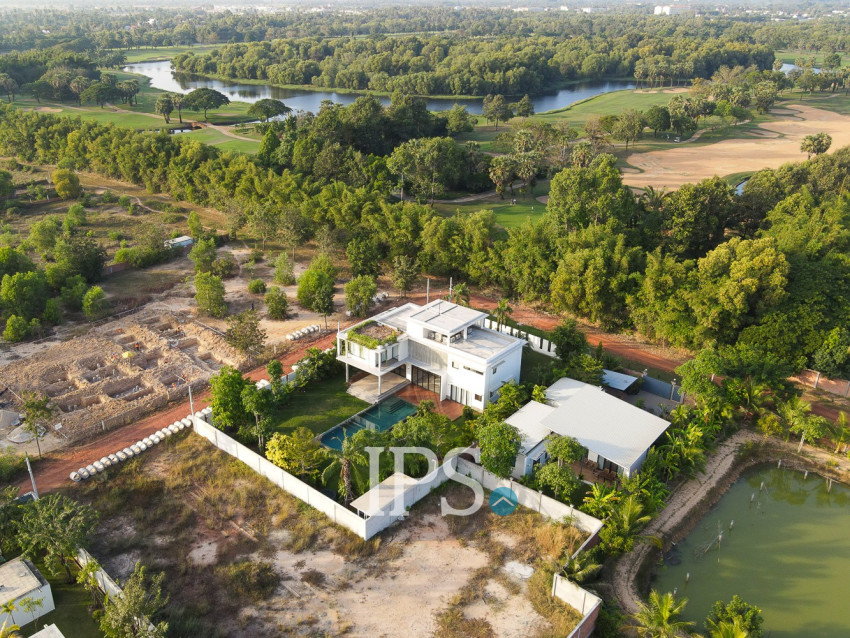 5 Bedroom Villa For Sale - Sambour, Siem Reap