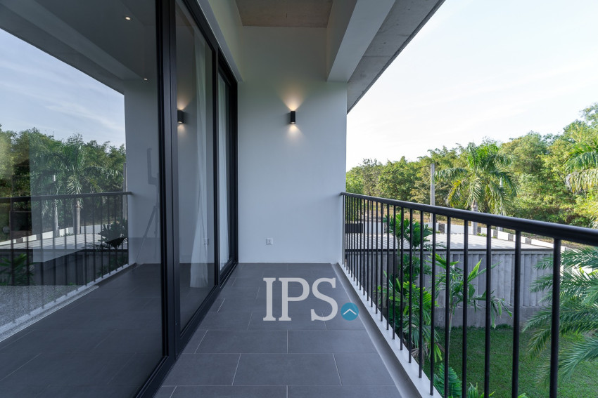 5 Bedroom Villa For Sale - Sambour, Siem Reap