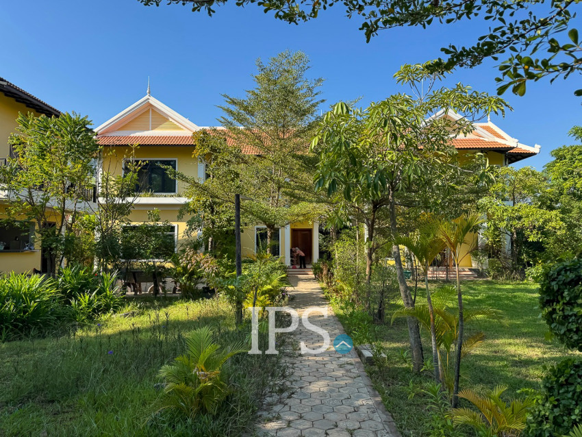 6 Bedroom Villa For Rent - Svay Dangkum, Siem Reap