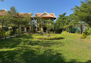 6 Bedroom Villa For Rent - Svay Dangkum, Siem Reap thumbnail