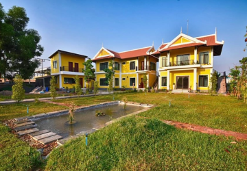 6 Bedroom Villa For Rent - Svay Dangkum, Siem Reap thumbnail