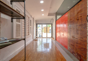 33 Sqm Office Space For Rent  - Sala Kamreuk, Siem Reap thumbnail
