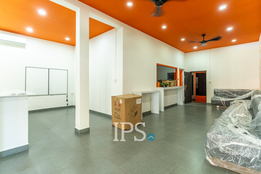 305 Sqm Commercial Villa For Rent - Boeung Trabek, Phnom Penh