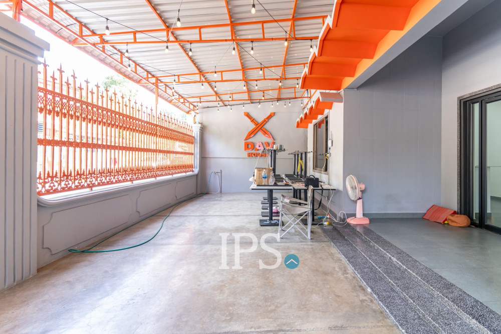 305 Sqm Commercial Villa For Rent - Boeung Trabek, Phnom Penh - Image 23