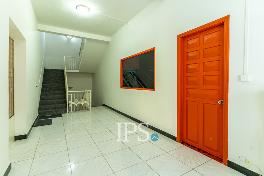 305 Sqm Commercial Villa For Rent - Boeung Trabek, Phnom Penh