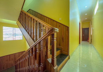 5 Bedroom House For Sale - Sangkat Siem Reap, Siem Reap thumbnail