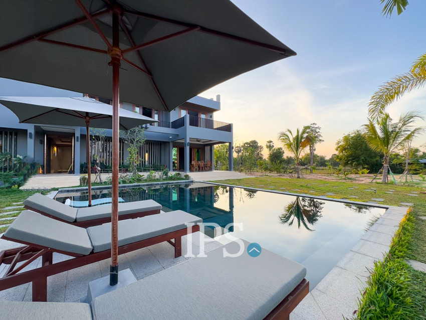 Stunning 6-Bedroom Luxury Villa for Rent in  Sangkat Sambour, Siem Reap