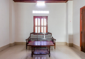 1 Bedroom Apartment For Rent - Sala Kamruek, Siem Reap thumbnail